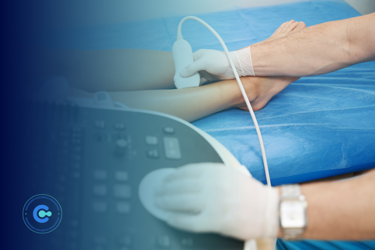 Ultrassom com Doppler das pernas para avaliação do fluxo sanguíneo nos vasos dos membros inferiores.